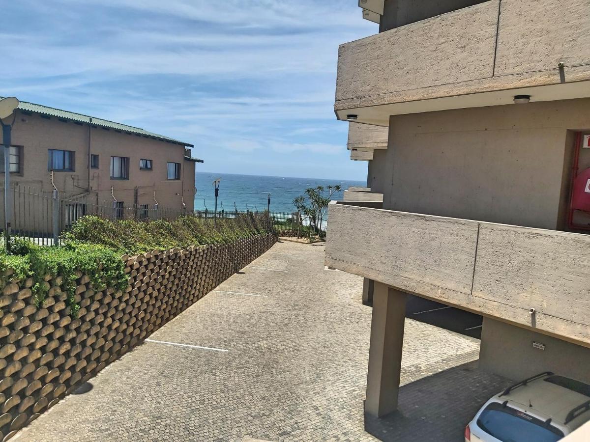 Whale Rock, Modern Beachfront Apartment Margate Kültér fotó